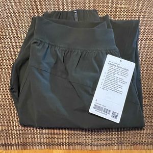 Lululemon Adapted State Joggers 28”